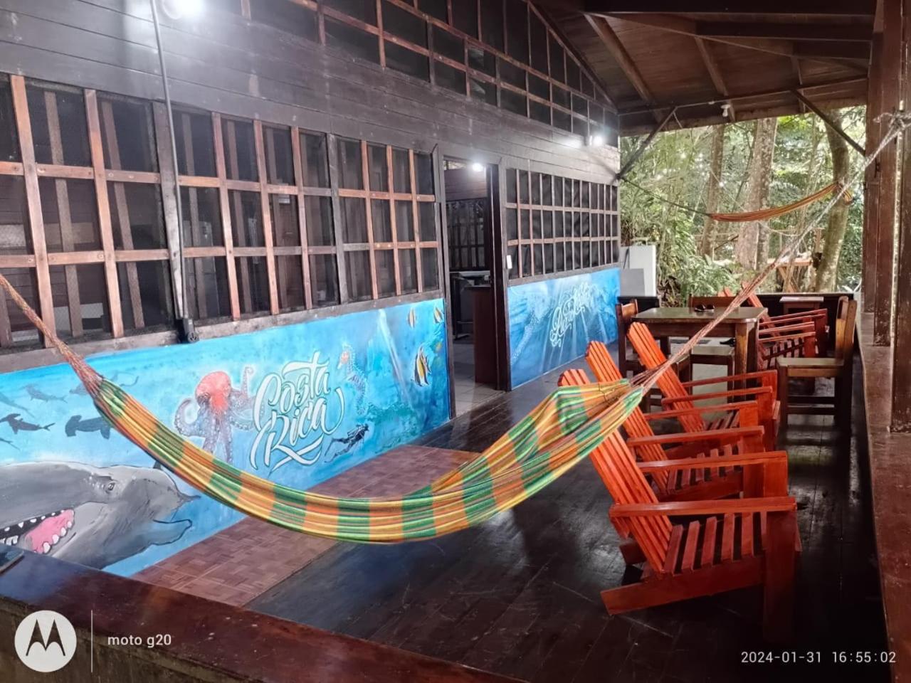 Pirate Drake Beach Hostel & Tour Company Drake Bay Bagian luar foto