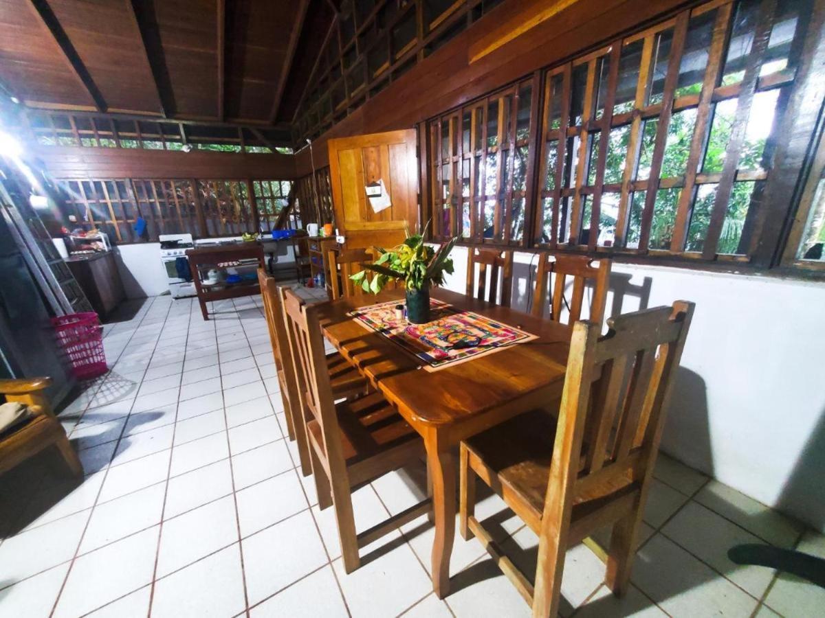 Pirate Drake Beach Hostel & Tour Company Drake Bay Bagian luar foto