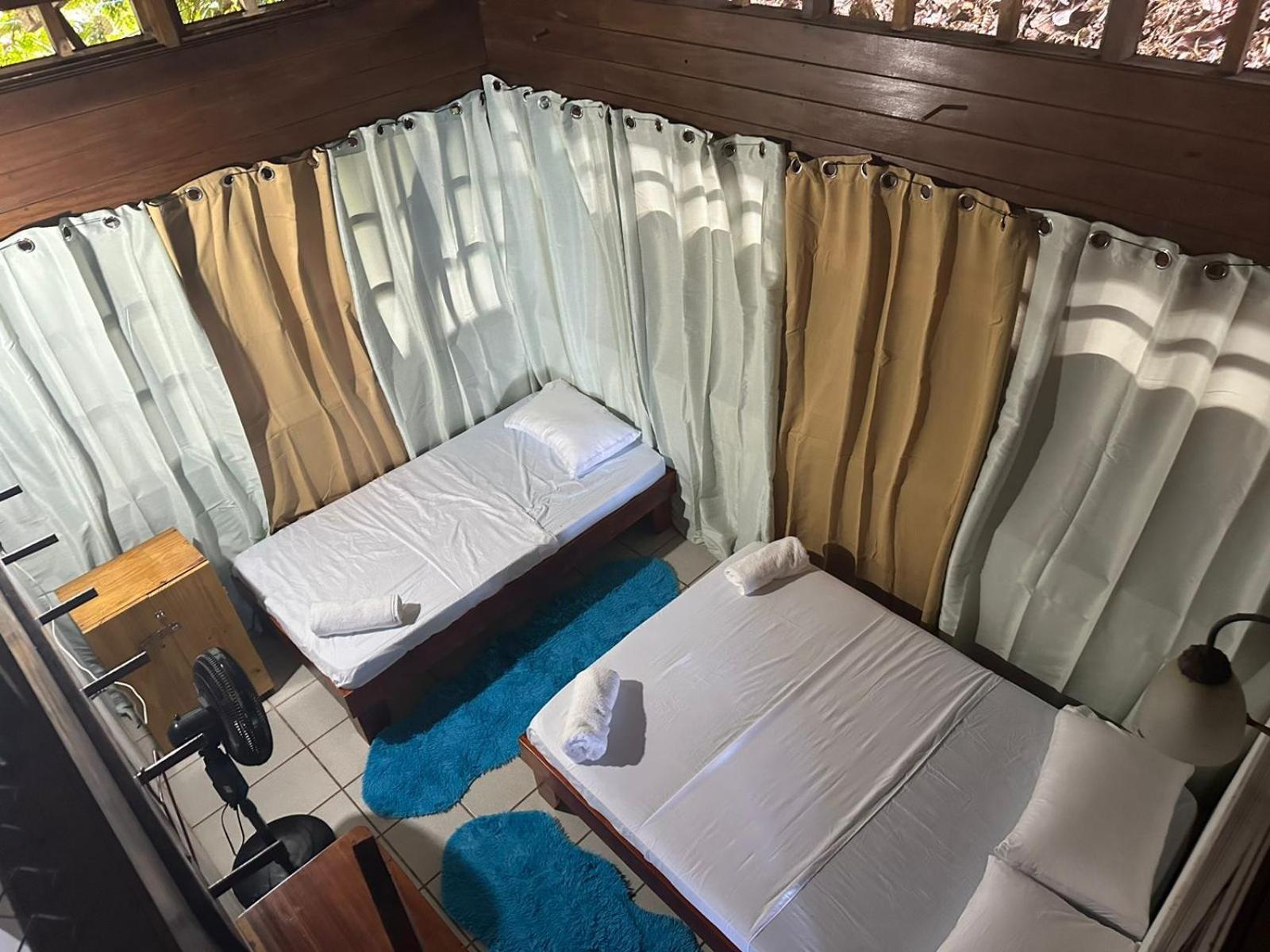 Pirate Drake Beach Hostel & Tour Company Drake Bay Bagian luar foto