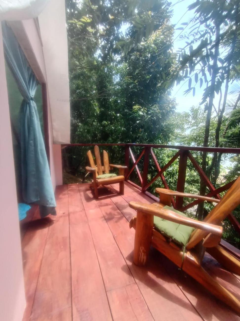 Pirate Drake Beach Hostel & Tour Company Drake Bay Bagian luar foto
