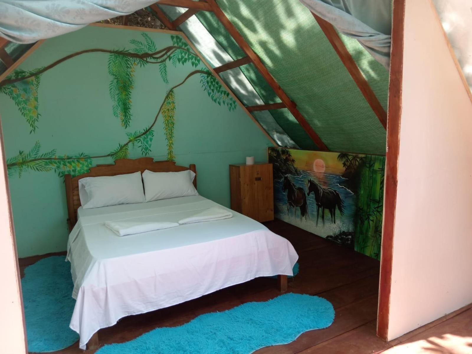 Pirate Drake Beach Hostel & Tour Company Drake Bay Bagian luar foto